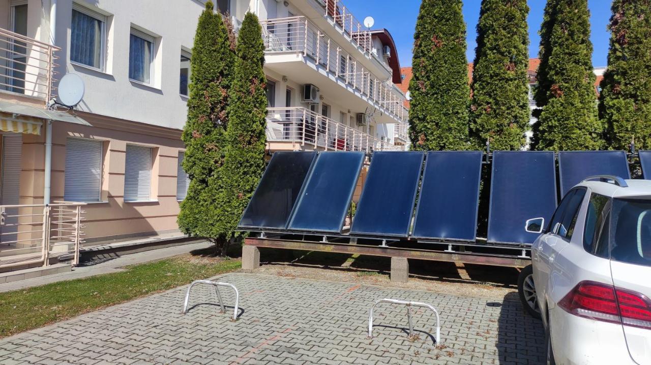 Ketto Ciprus Appartman 2 Hajdúszoboszló Eksteriør billede
